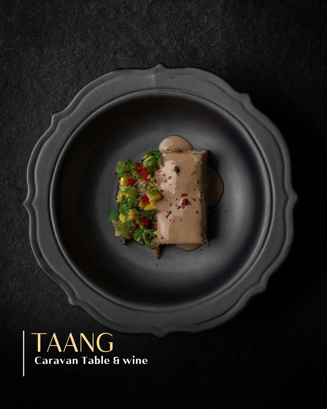 Taang Caravan Table & Wine