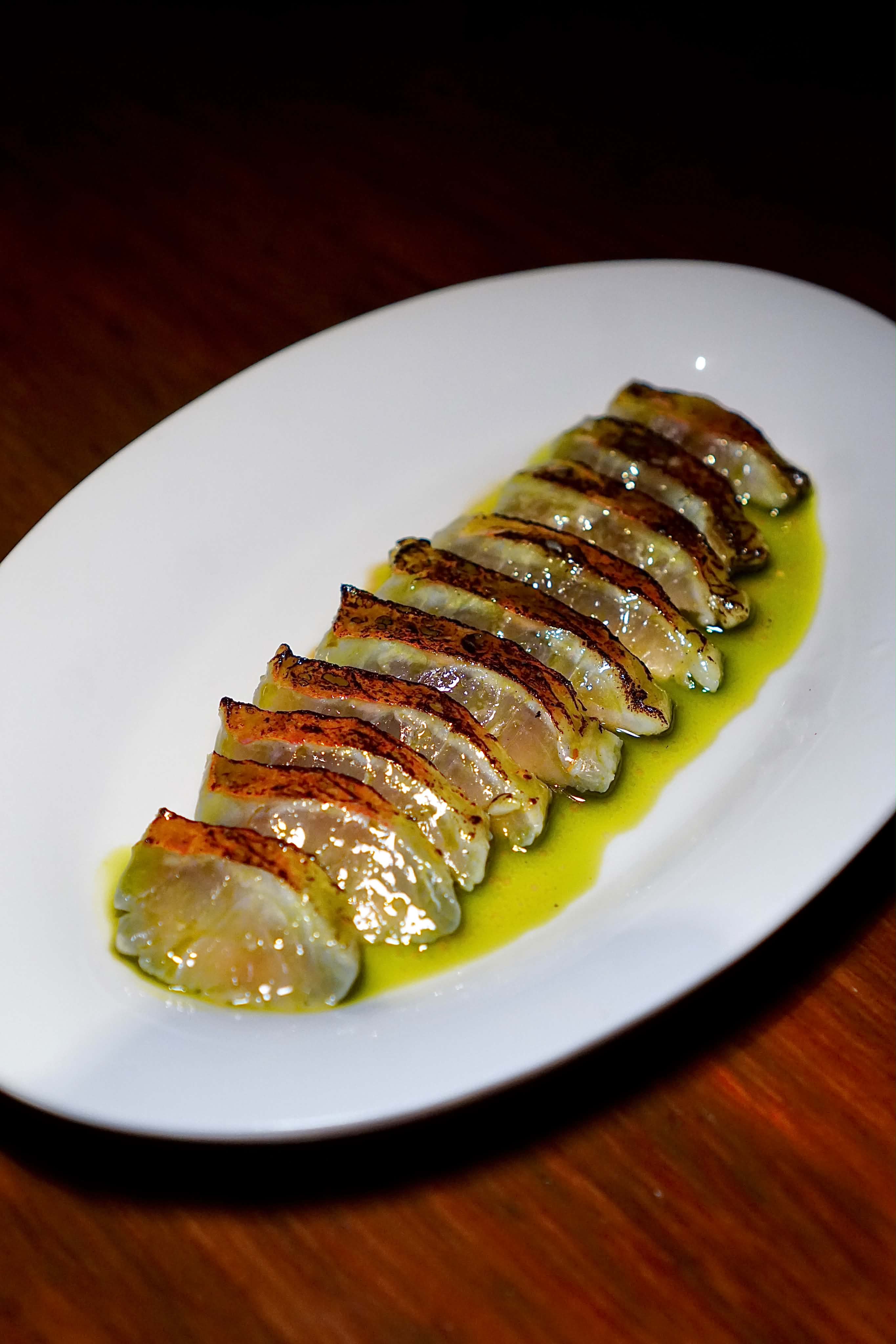 Clams in Salsa Verde ที่ Amalur Restaurant