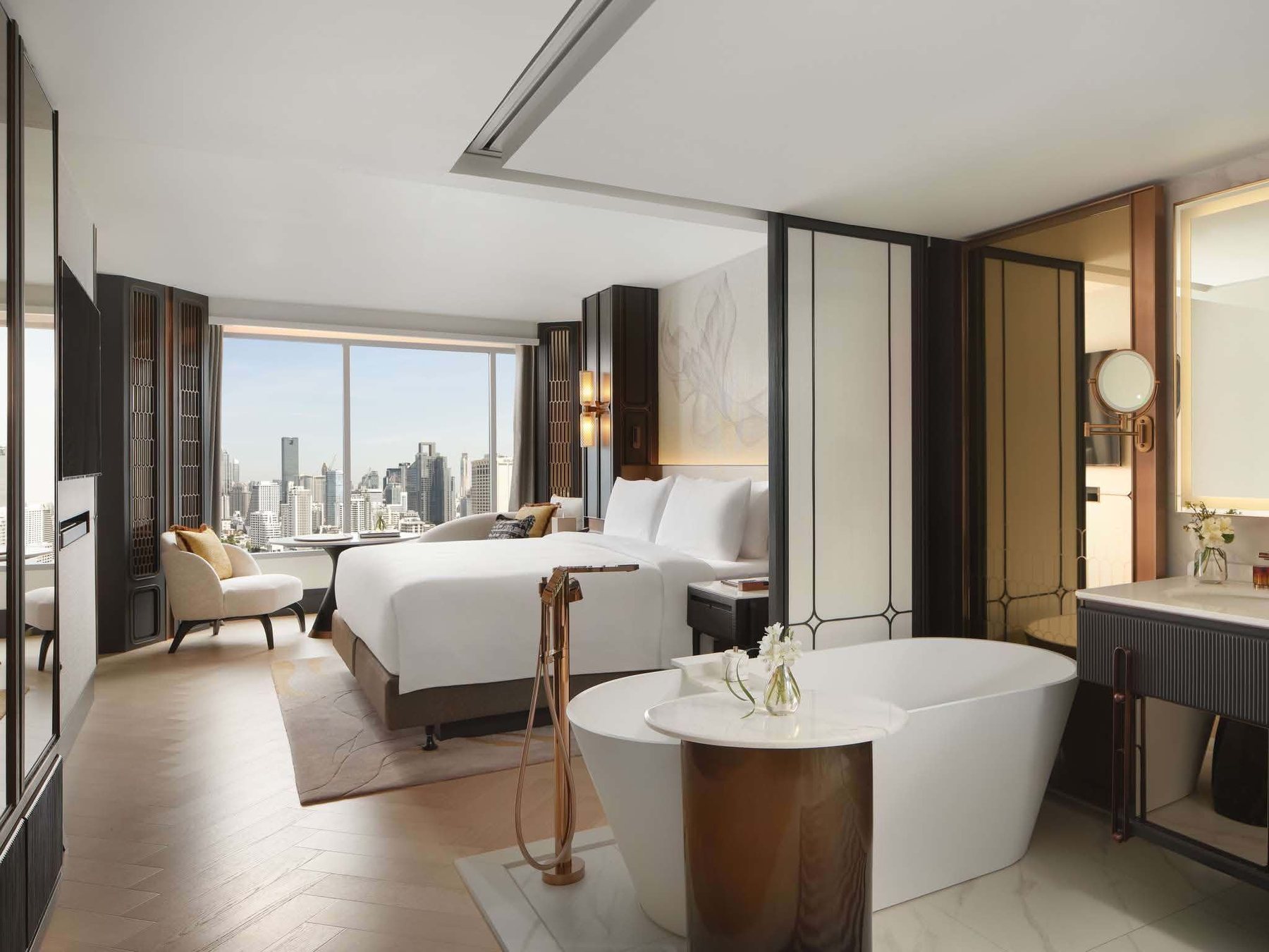 Guest room at Fairmont Bangkok Sukhumvit