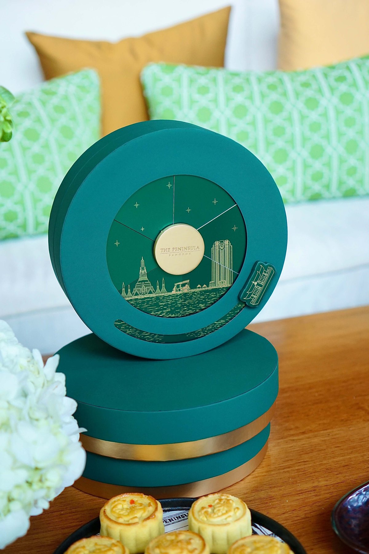 The Peninsula Bangkok Mooncake 2026 collection