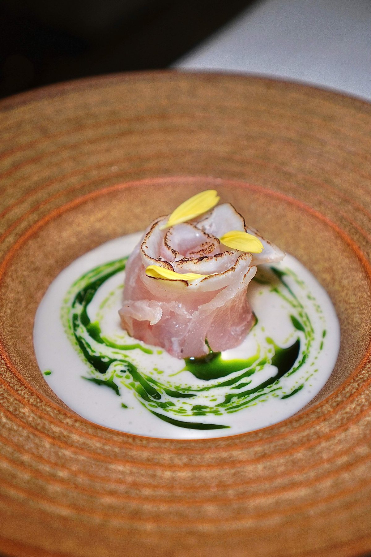 Seasonal Thai fine-dining course at Wisetwiso Bangkok